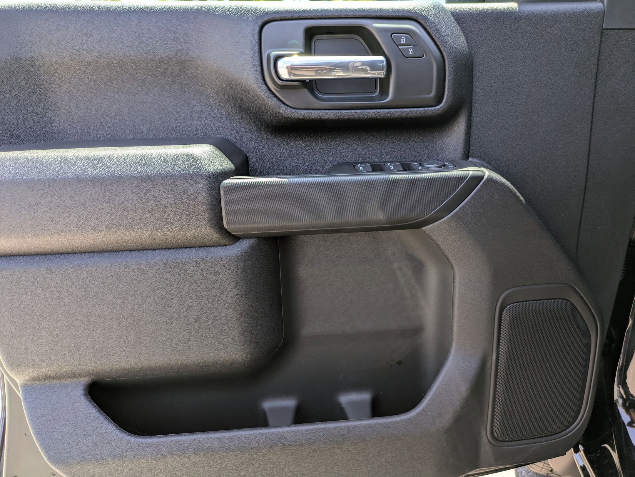 2025 Chevrolet Silverado 2500 HD Custom - Photo 23