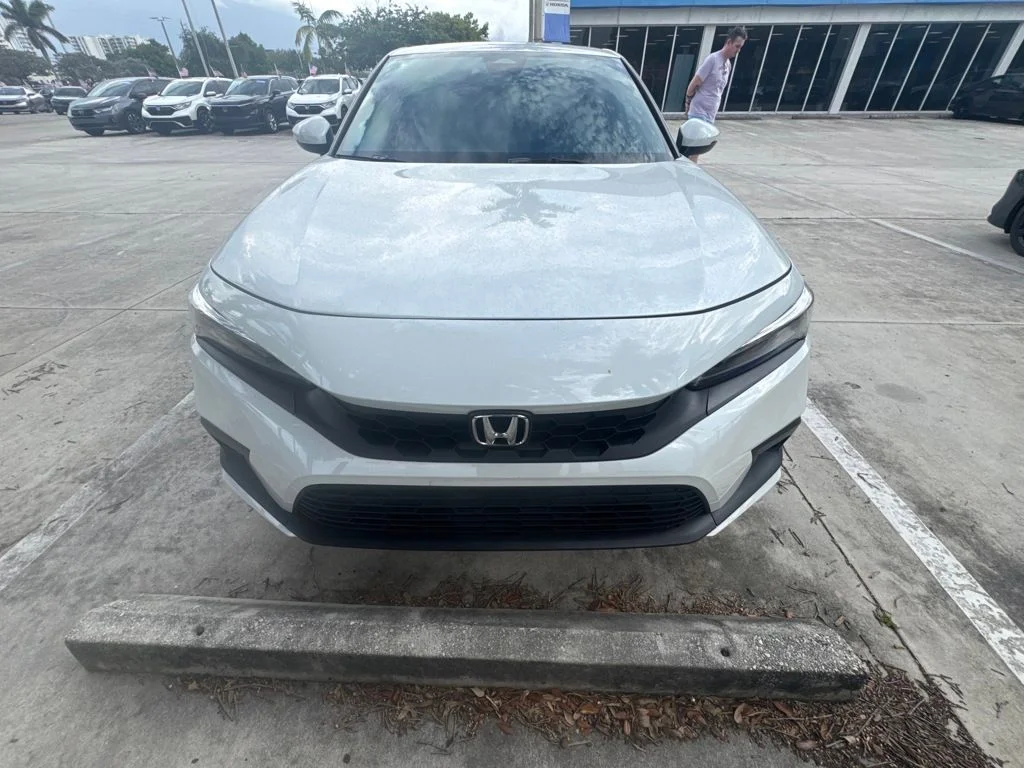 2024 Honda Civic Sport Touring CVT's photo
