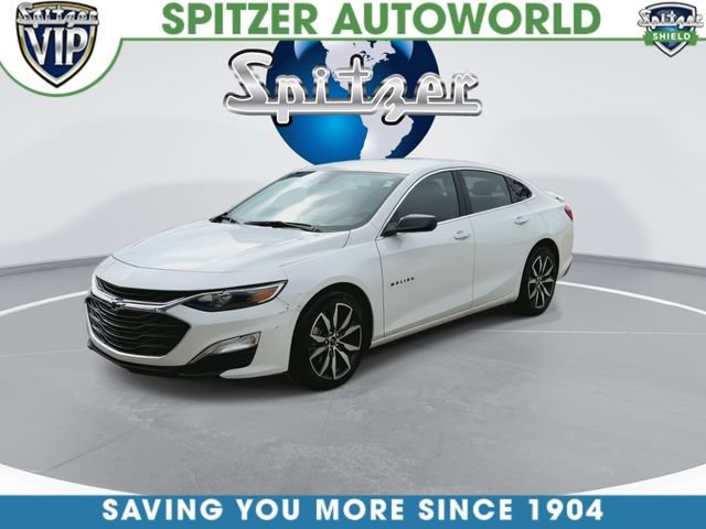 Used 2023 SUMMIT WHITE Chevrolet RS image 5