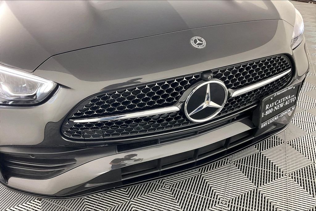 2026 Mercedes-Benz C-Class Sedan C 300 - Photo 22