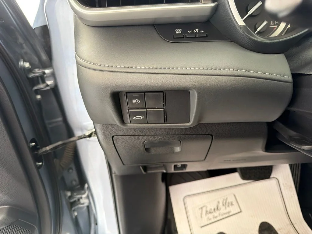 Used 2022 Moon Dust Toyota XLE image 15