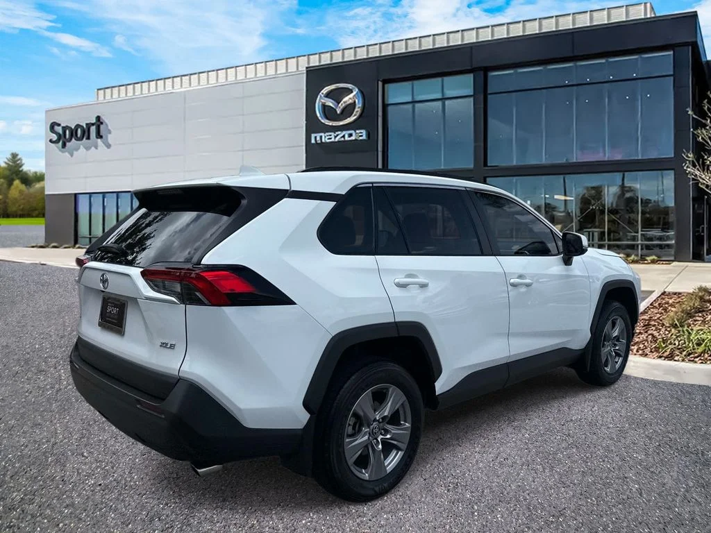 Used 2024 White Toyota XLE image 3