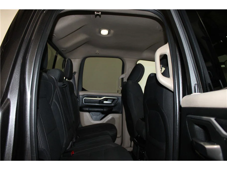 Used 2020 Granite Crystal Metallic Clearcoat Ram Big Horn image 19