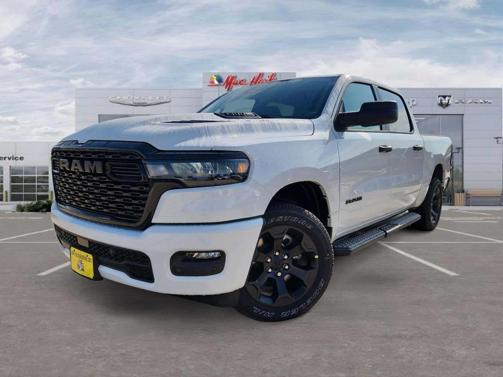 2026 RAM 1500 Express 4x4 Crew Cab 5'7's photo