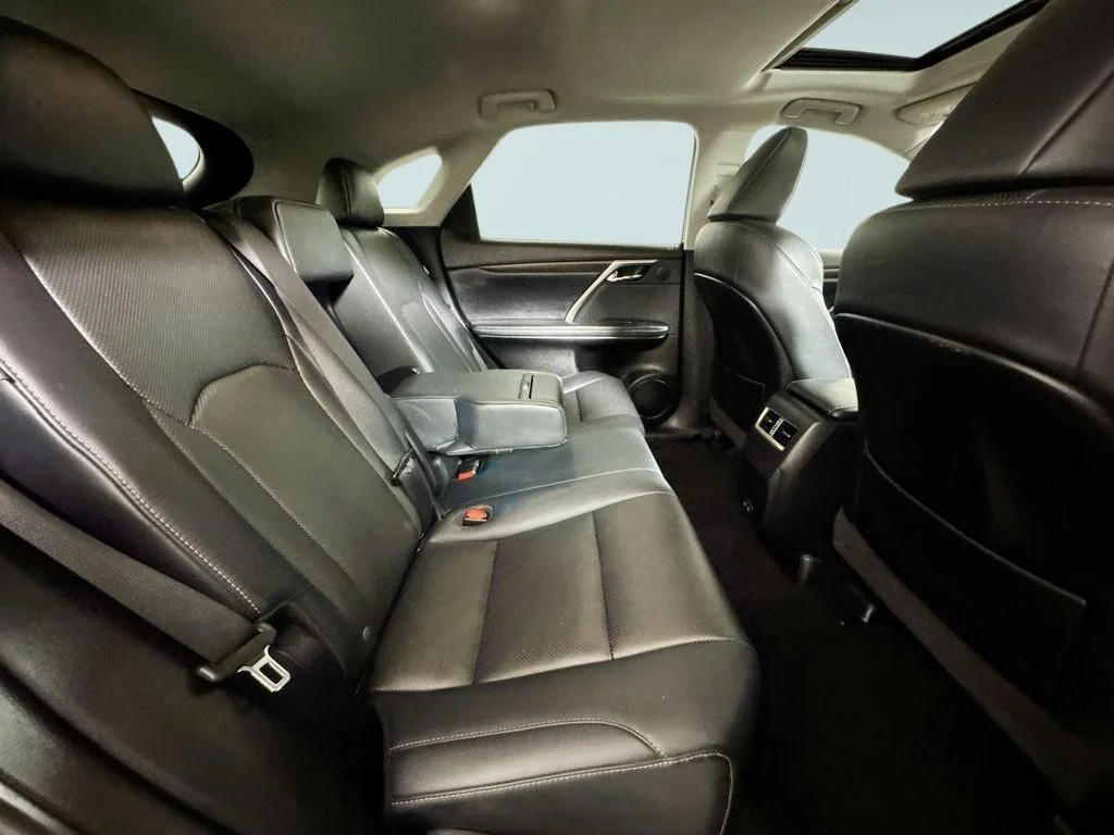 2021 Lexus RX 350 - Photo 18