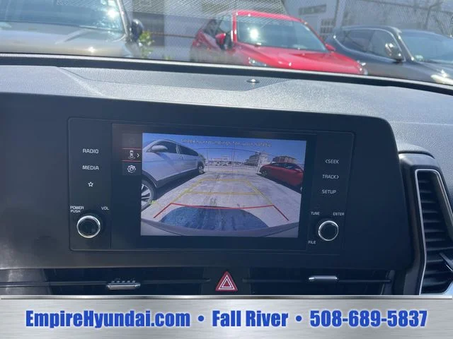 Used 2024 White Kia LX image 21