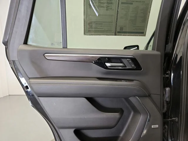 Used 2025 Black Chevrolet Premier image 37