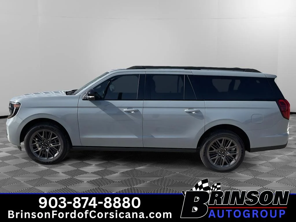New 2027 Gray Ford Platinum image 3