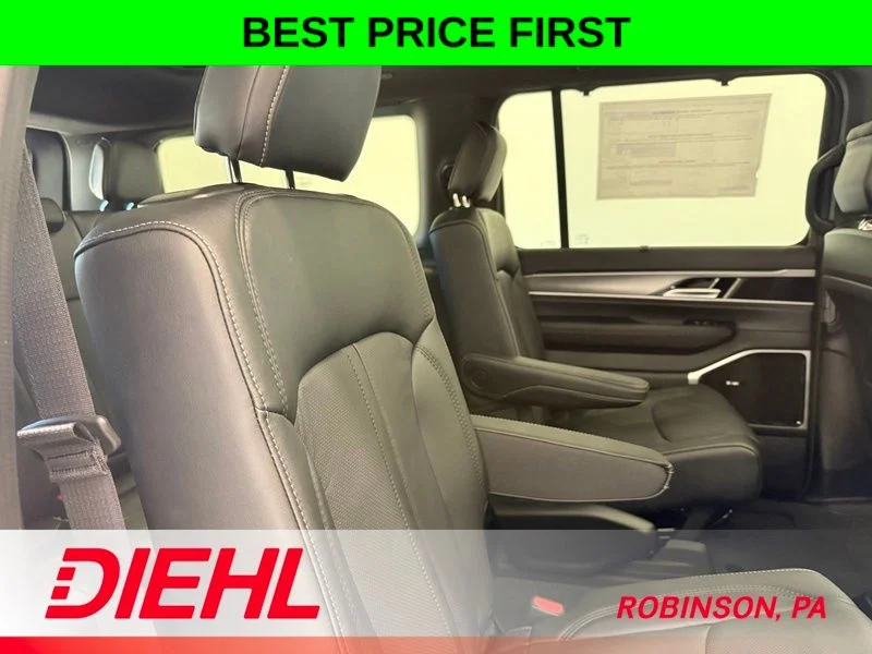 New 2026 High Gloss Black Exterior Paint Jeep Limited Reserve image 14