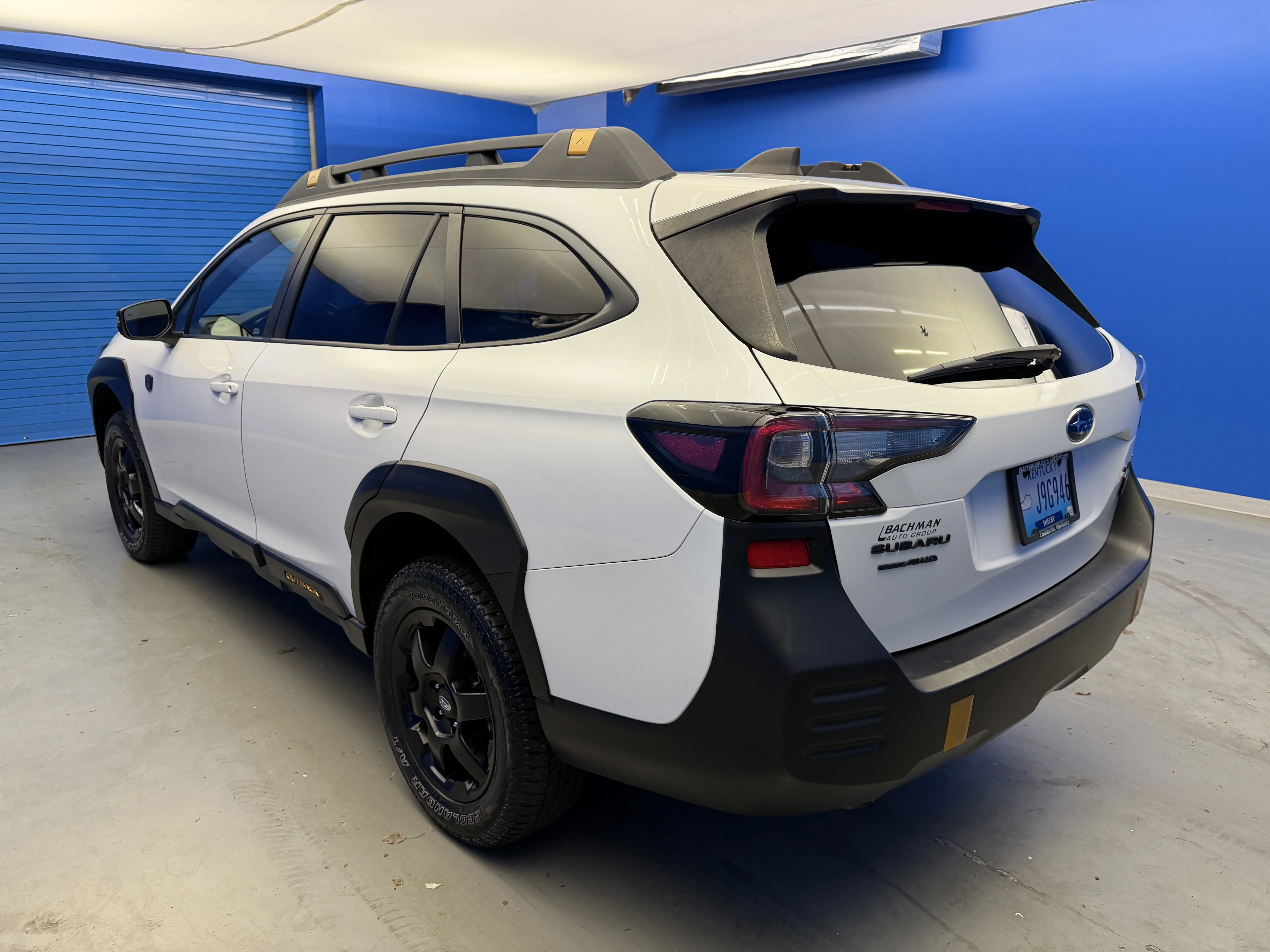 Used 2024 Crystal White Pearl Subaru Wilderness image 5