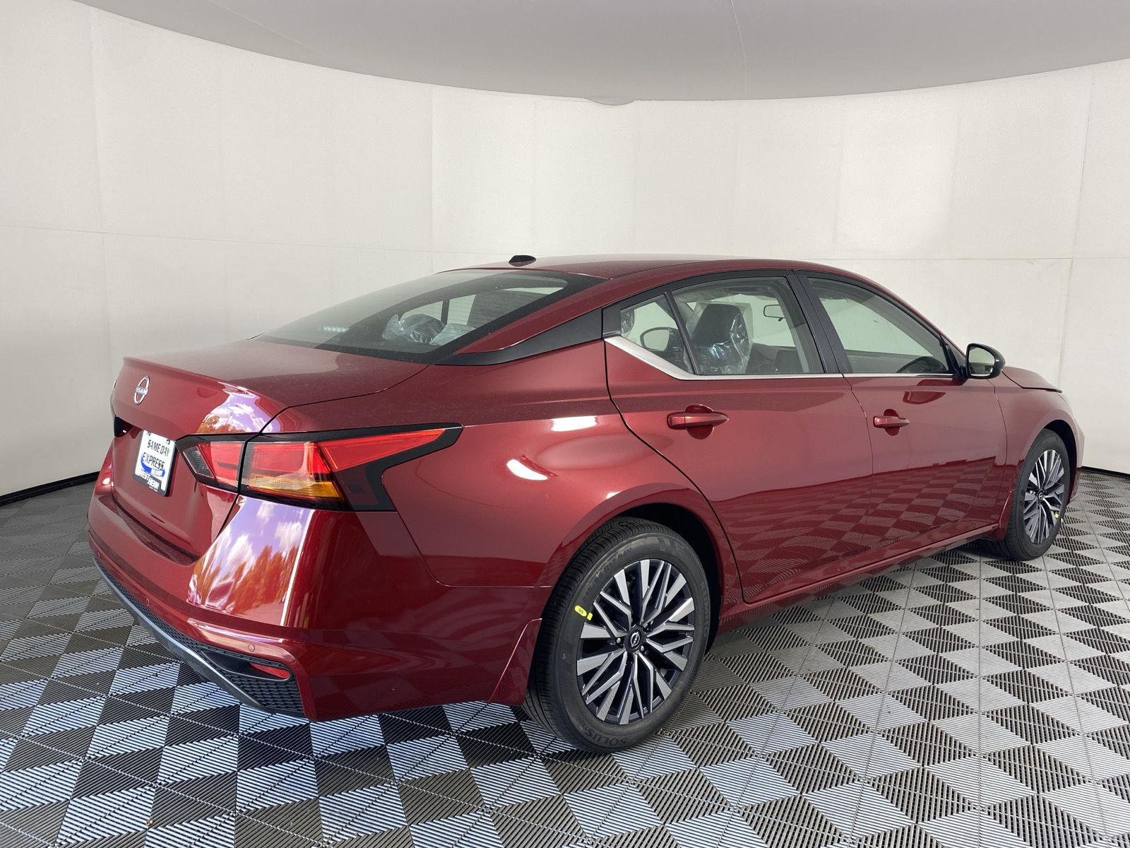 New 2026 Scarlet Ember Tintcoat Nissan SV image 19