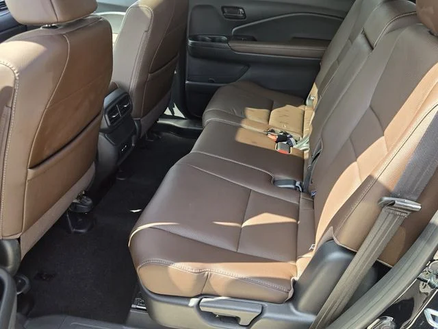 Used 2025  Honda EX-L image 11