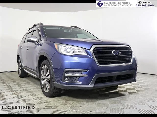 2022 Subaru Ascent Touring's photo