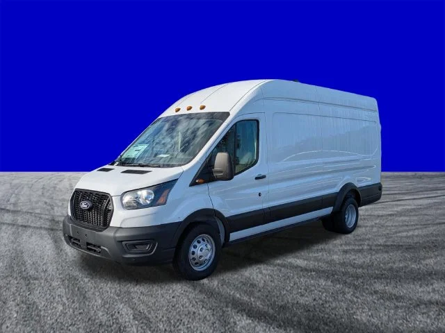 New 2026 Oxford White Ford Cargo Van image 8