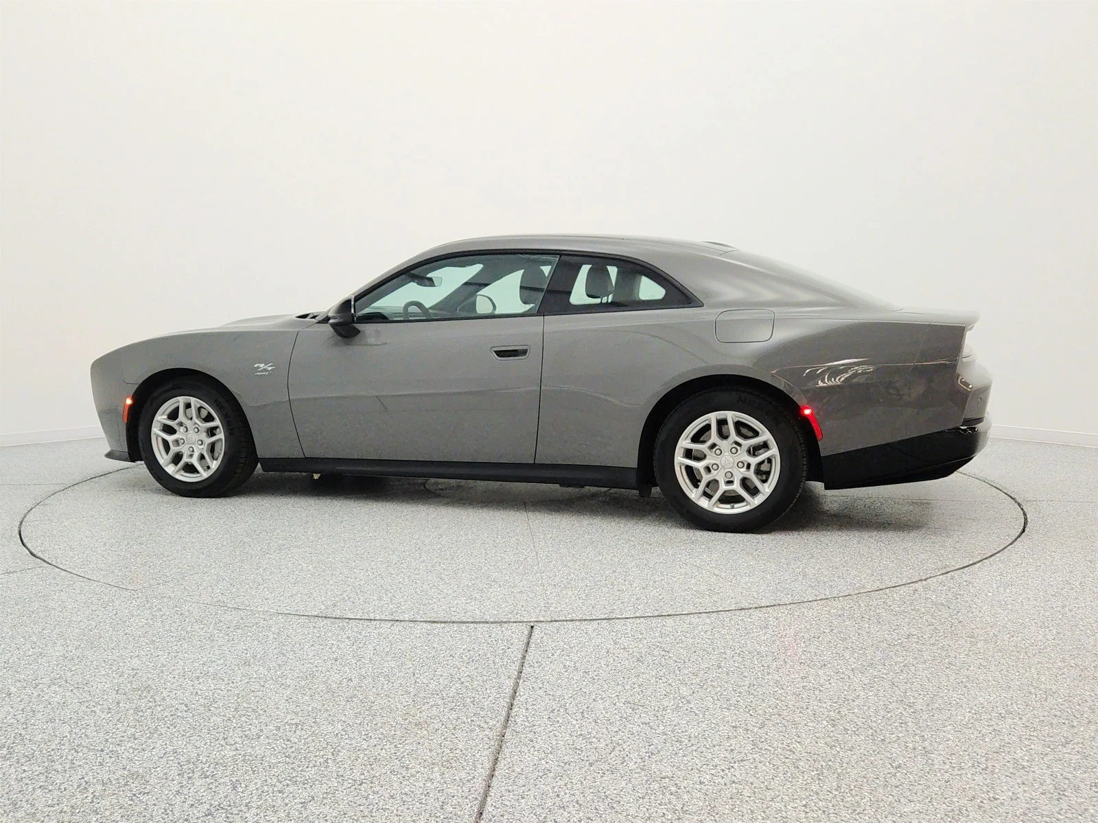 Used 2025 Destroyer Gray Dodge R/T AWD image 8