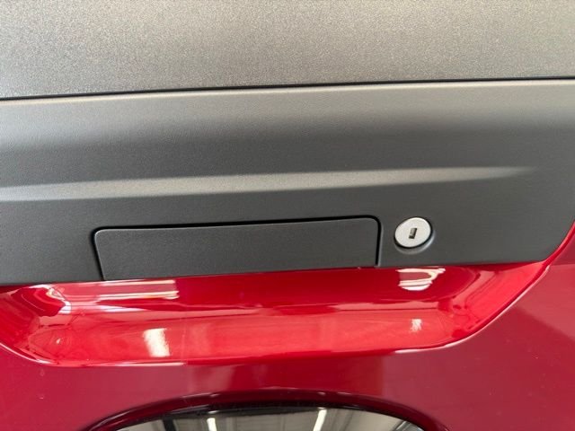 New 2026 Ruby Red Metallic Tinted Clearcoat Ford XLT image 9