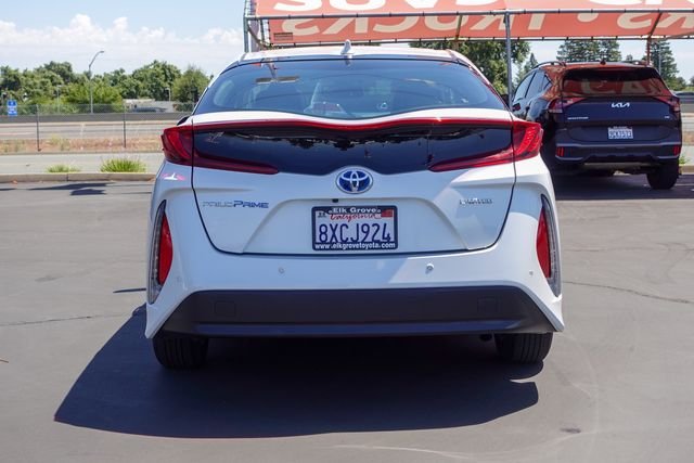 Certified Used 2022 Beige Toyota Limited image 8