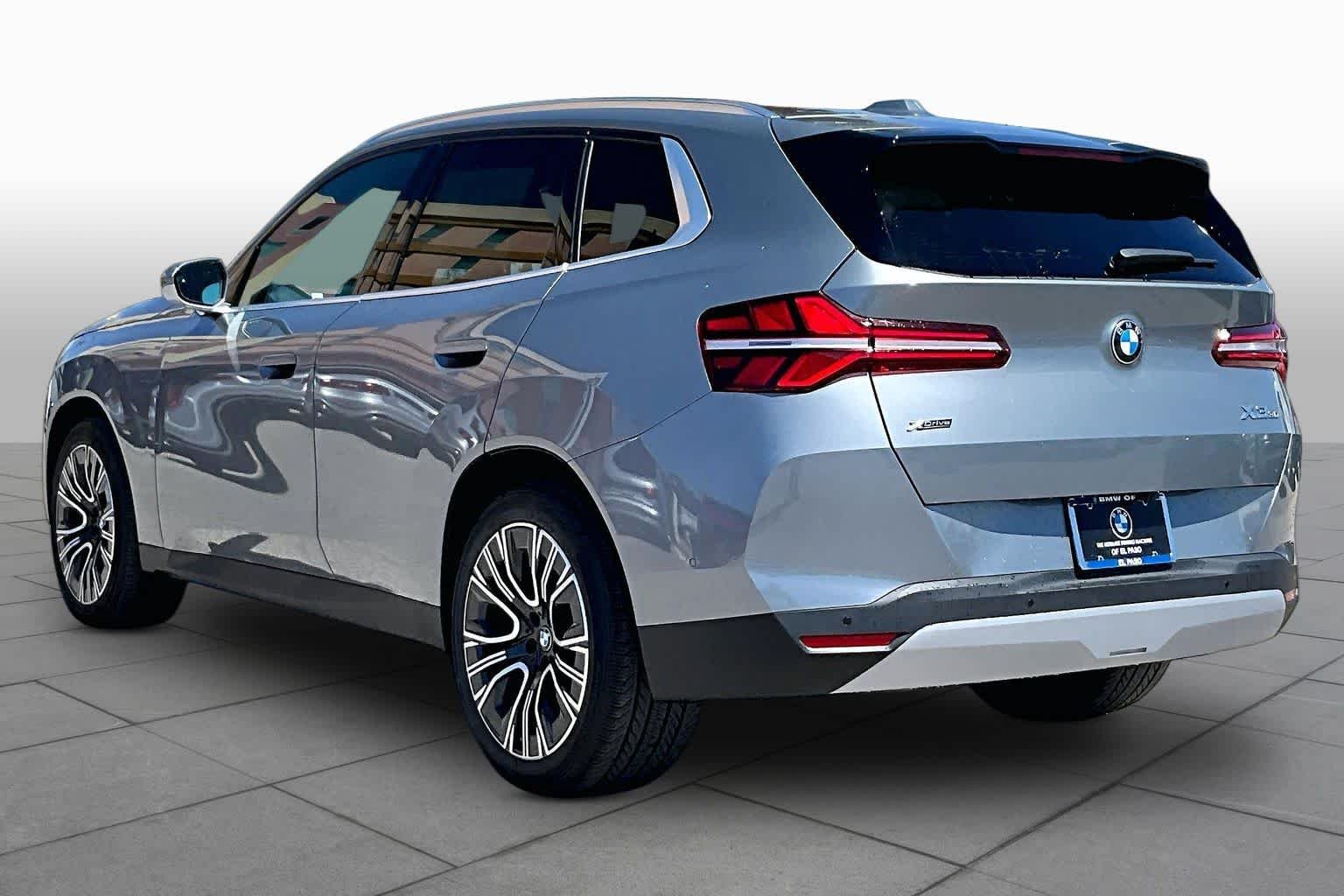 New 2026 Skyscraper Grey Metallic BMW 30 xDrive image 12