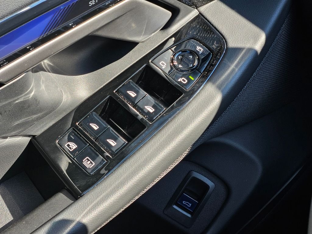 Certified Used 2026 Carbon Black Metallic BMW Base image 21