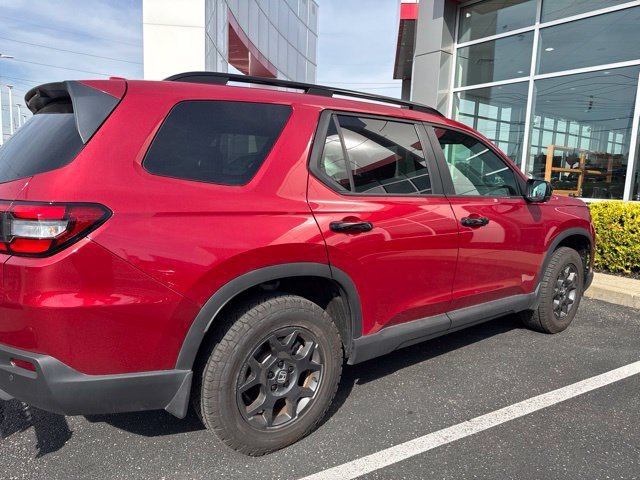 Used 2025 Radiant Red Metallic II Honda TrailSport image 16