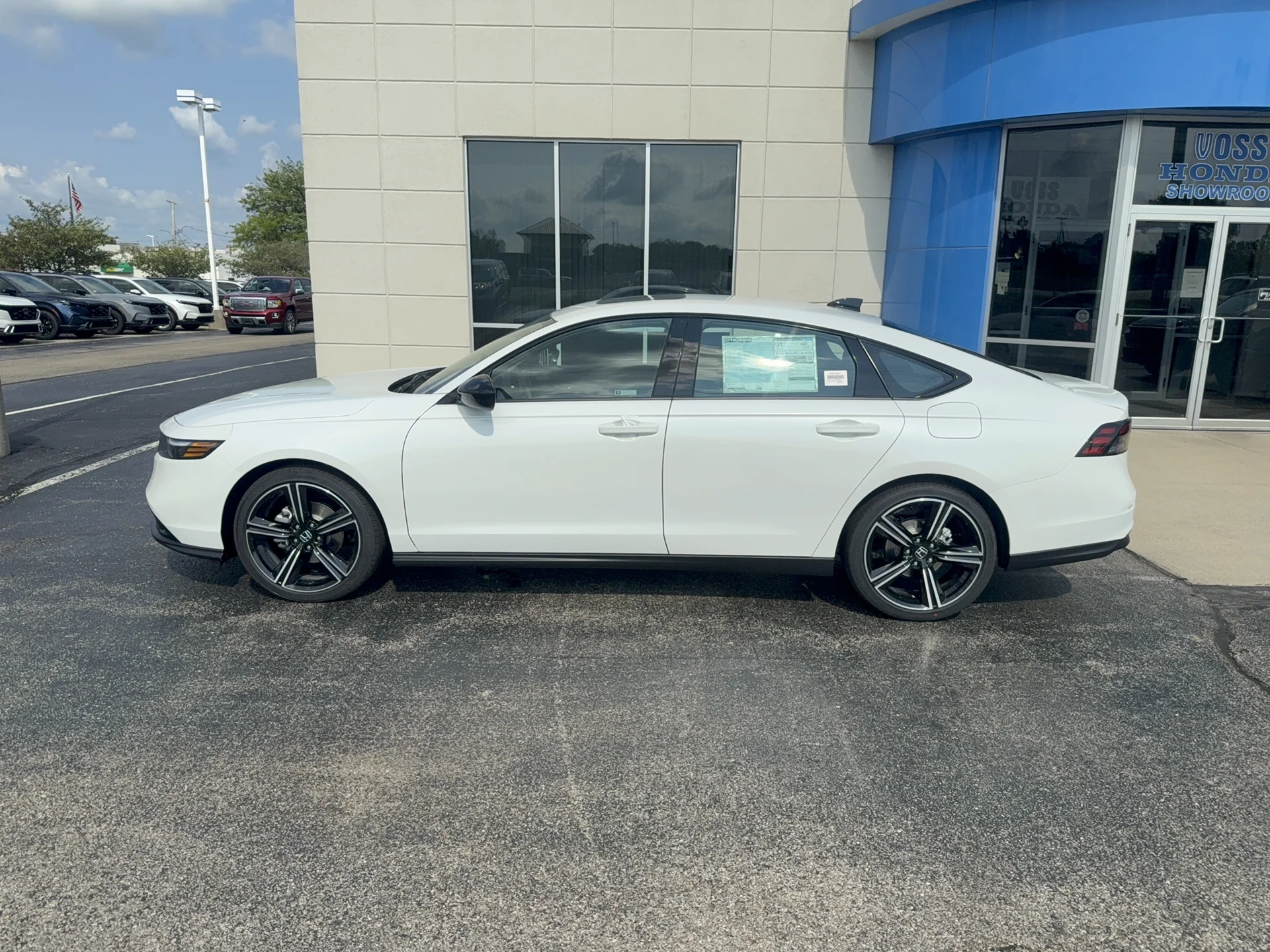 New 2026 Platinum White Pearl Honda SE image 8