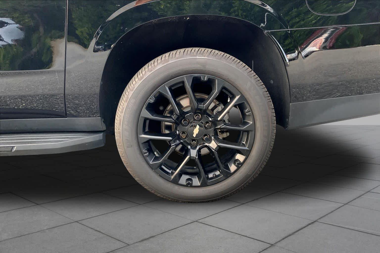 Used 2022 Black Chevrolet RST image 11