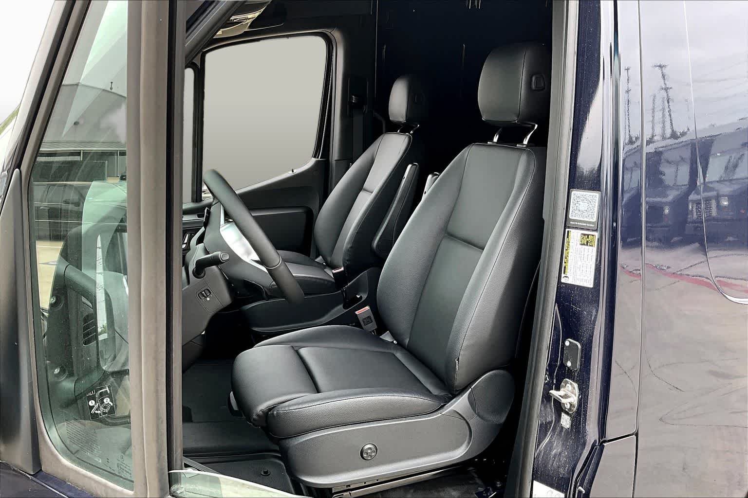 Used 2025 Black Blue Mercedes-Benz  image 17