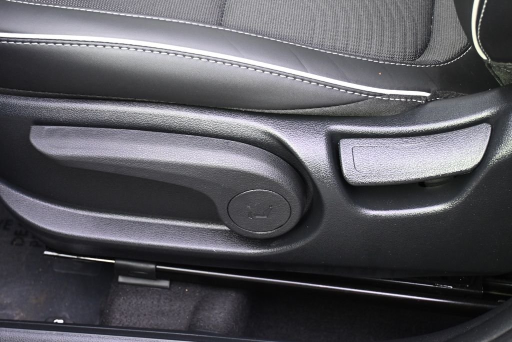 Certified Used 2025 Intense Blue Hyundai Limited image 14