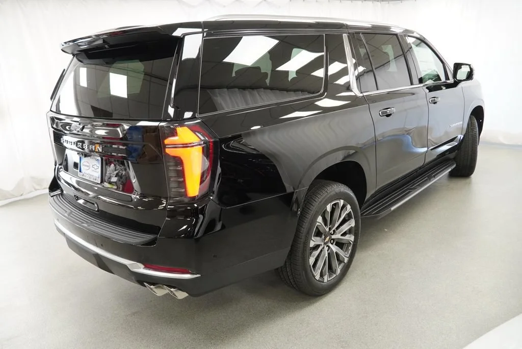 New 2026 Black Chevrolet High Country image 3