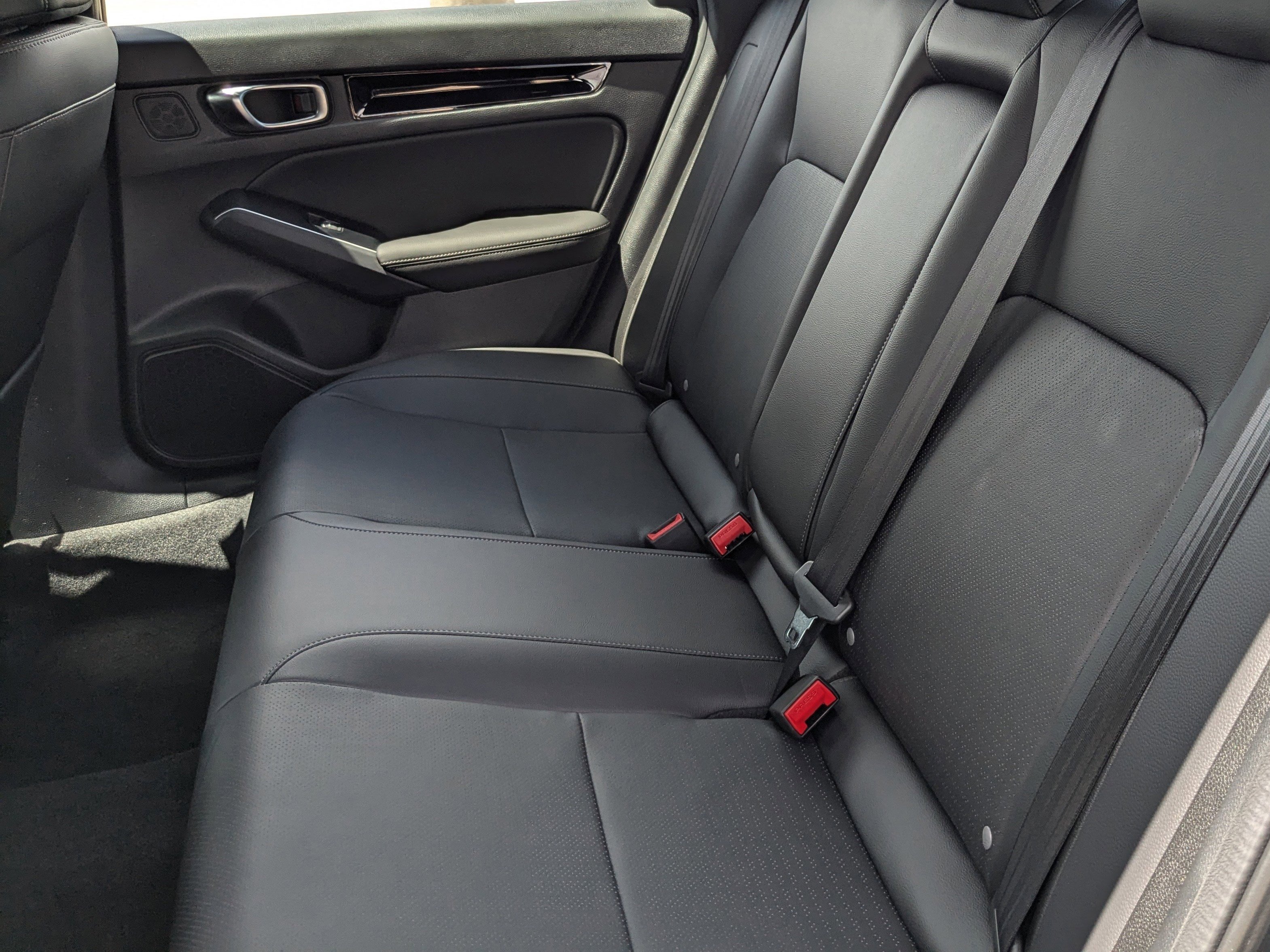 2025 Honda Civic Sport Touring - Photo 17