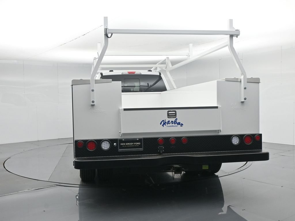 New 2026 Oxford White Ford XL image 33