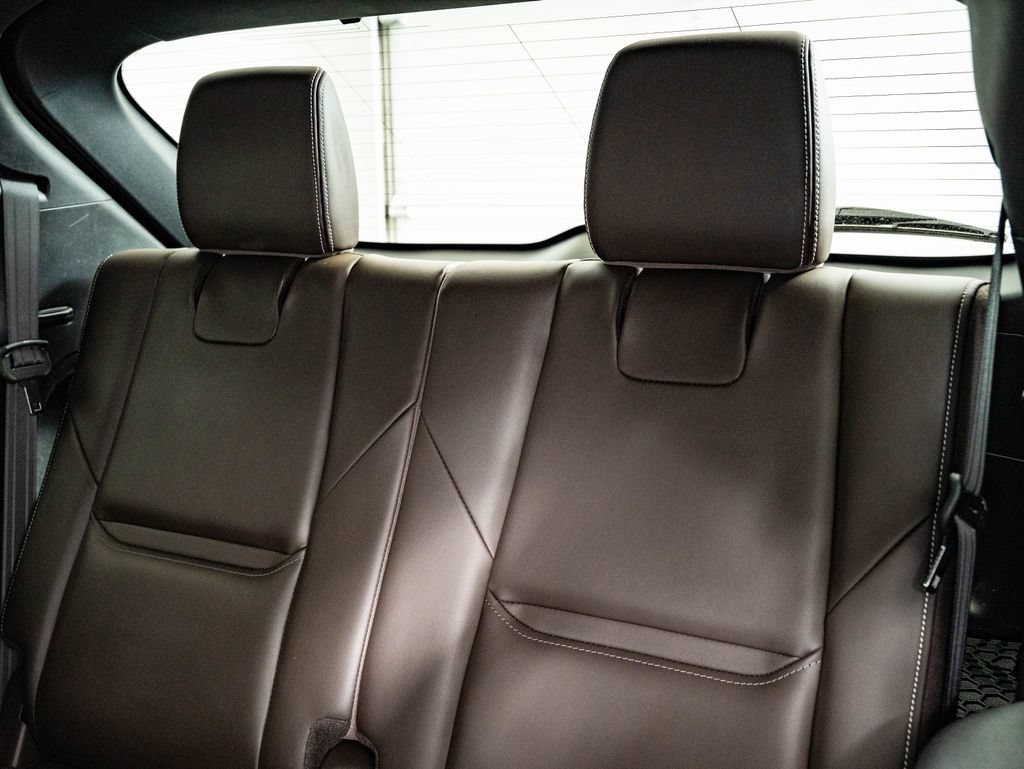 Used 2020 Machine Gray Metallic Mazda Signature image 48