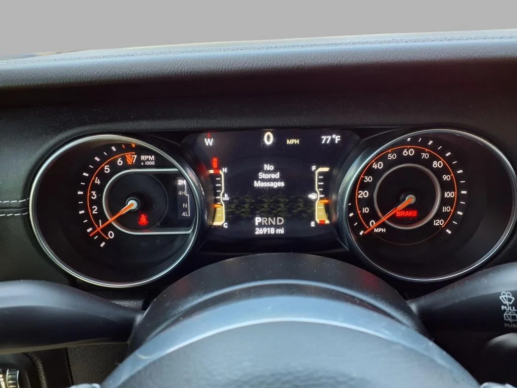 Used 2022 Black Jeep Unlimited Sahara image 17