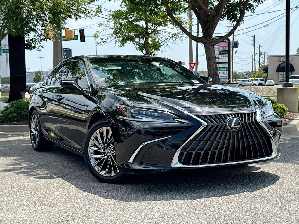 Used 2024 Black Lexus 350 Ultra Luxury image 2