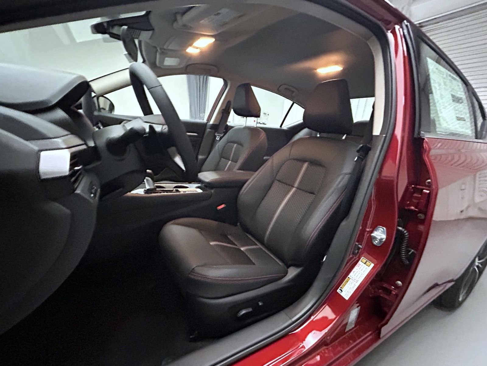 New 2026 Scarlet Ember Tintcoat Nissan 2.5 SR image 10