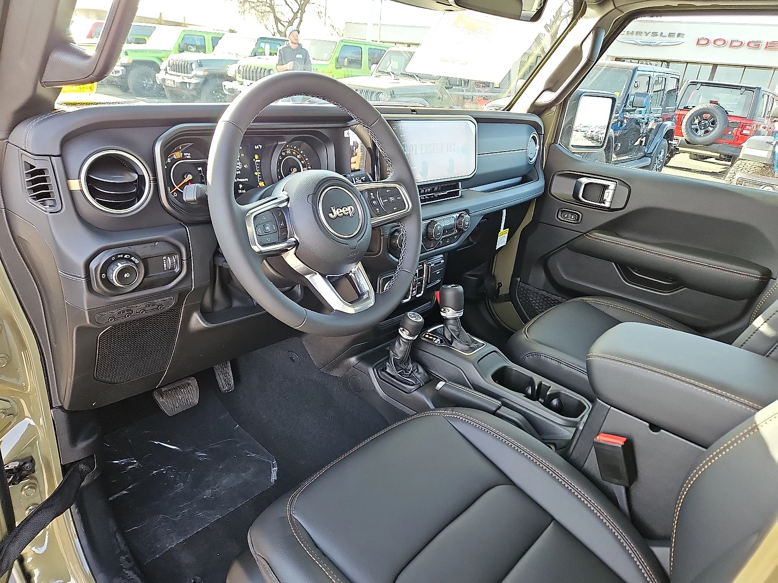 New 2026 41 Jeep 4-DOOR SAHARA image 12