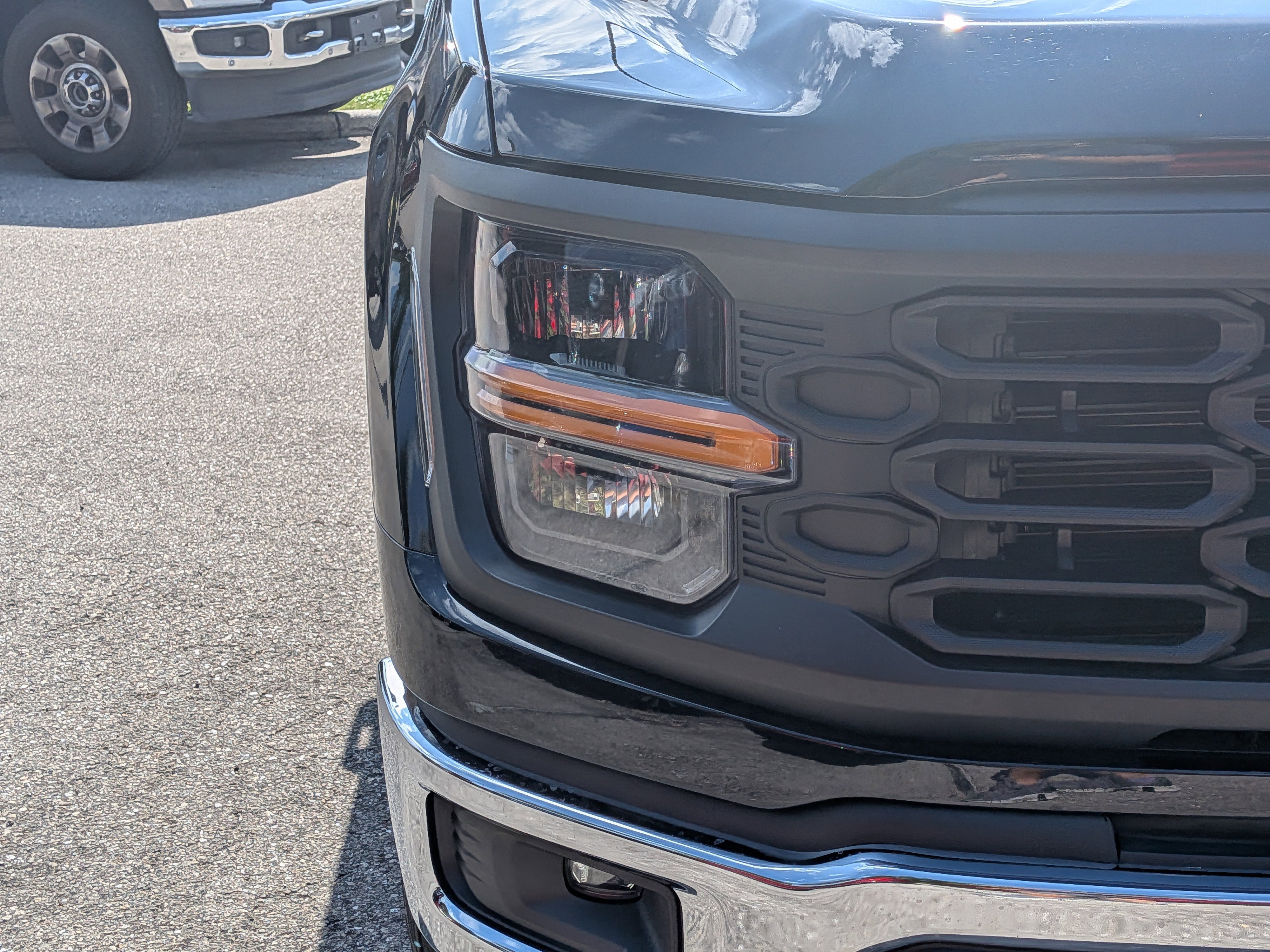 2024 Ford F-150 XL - Photo 10