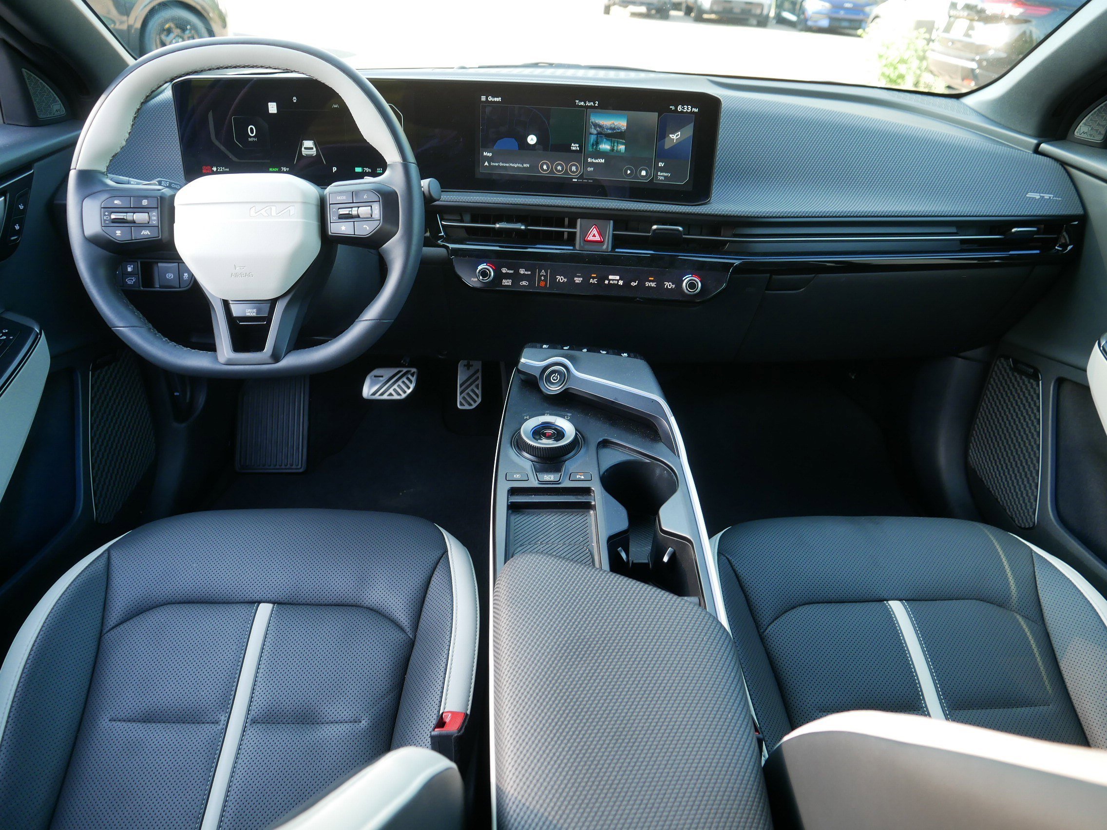 Used 2025 Wolf Gray Kia GT-Line image 11