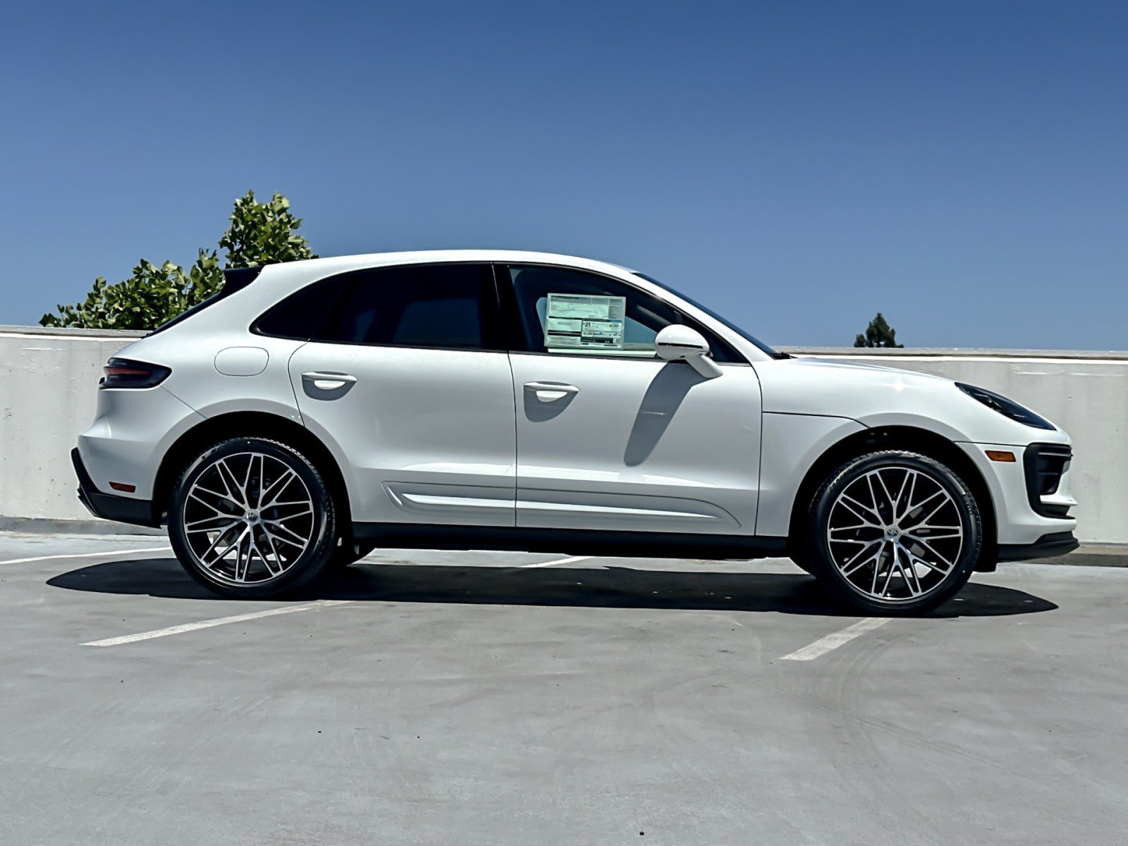 New 2026 White Porsche Macan (AWD) image 9