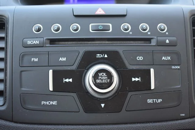 2015 Honda CR-V LX - Photo 25