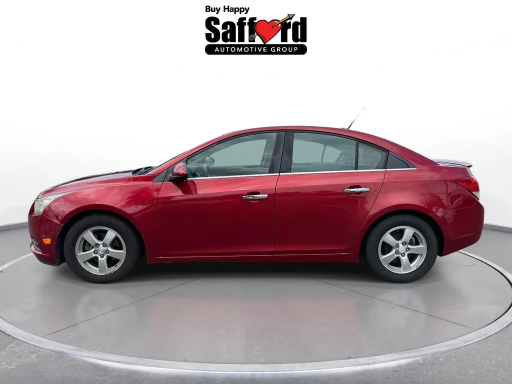 Used 2014 Red Chevrolet 1LT image 4