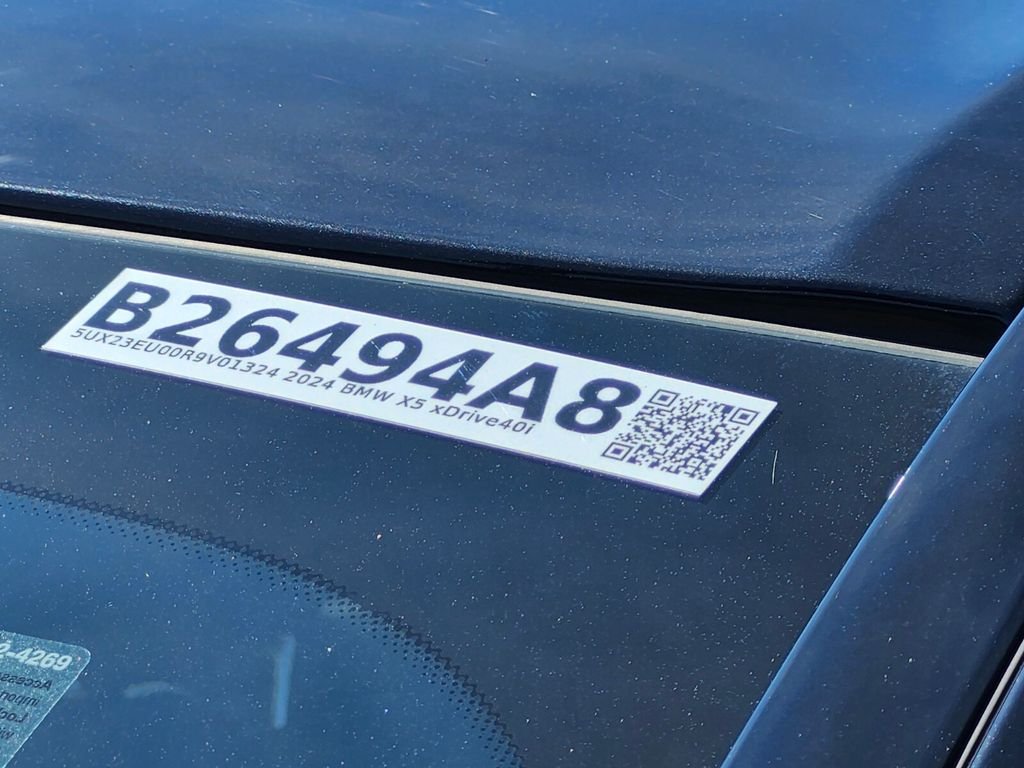 Used 2024 Black BMW xDrive40i image 37