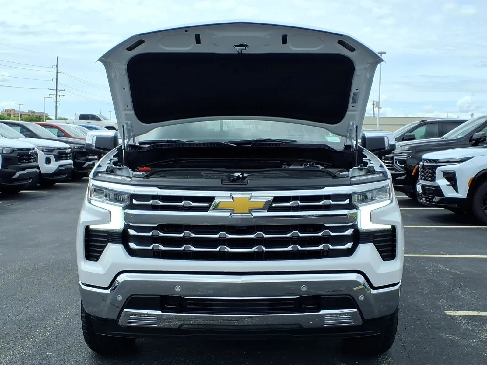 New 2026 Summit White Chevrolet LTZ image 21