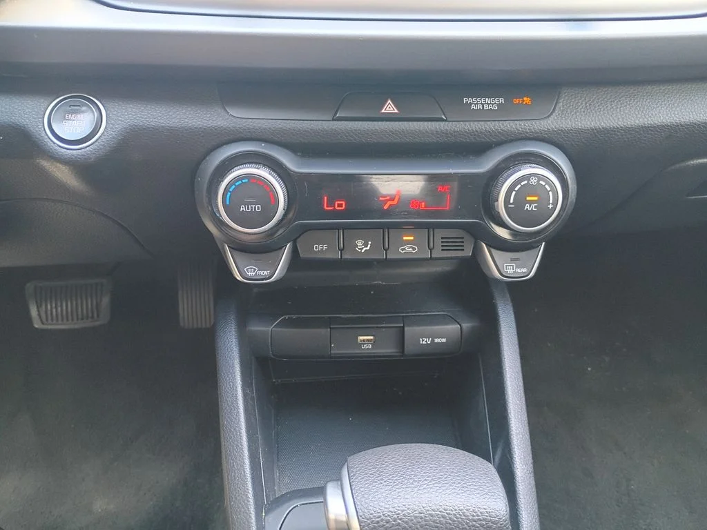 Used 2022 Clear White Kia S image 22