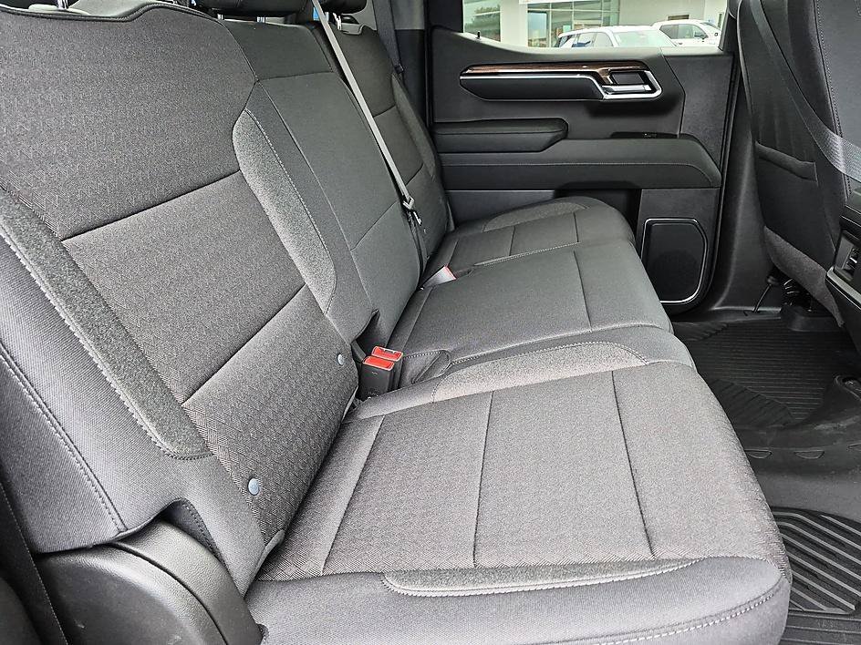 New 2026 Sterling Gray Metallic Chevrolet LT Trail Boss image 32