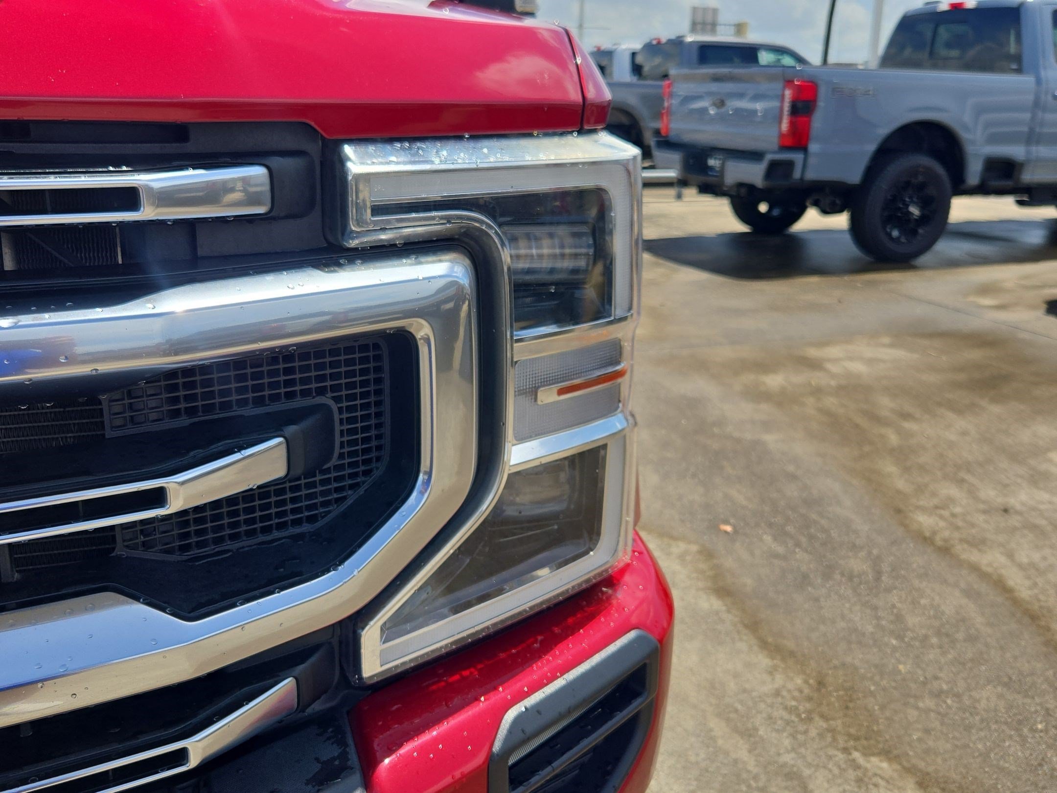 Used 2022 Blue Ford Platinum image 9