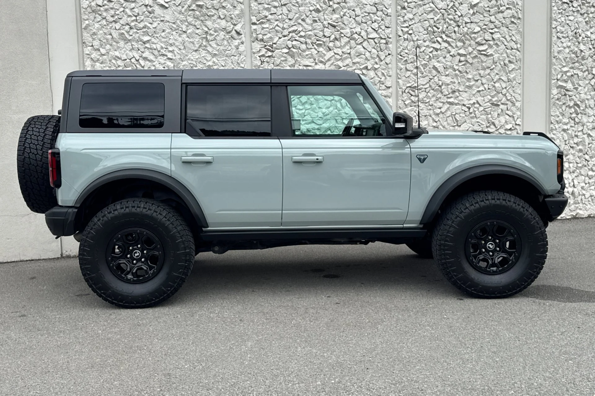 Used 2021 Green Ford First Edition image 8