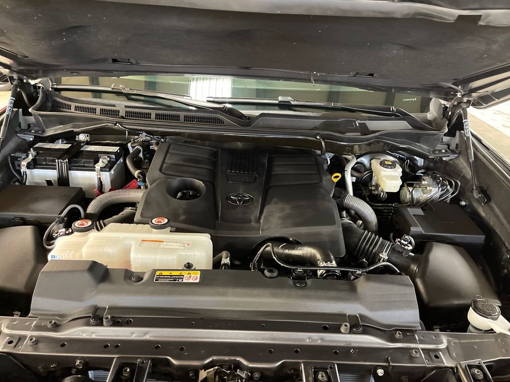 Used 2024 Gray Toyota Limited image 9