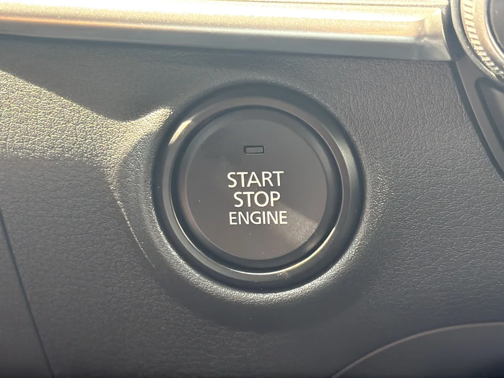 New 2026 White Mazda 2.5 S Select Sport image 25