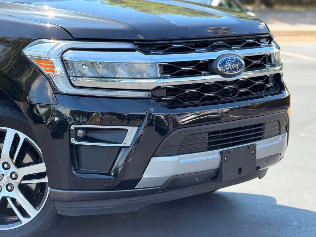 Used 2024 Black Ford Limited image 6